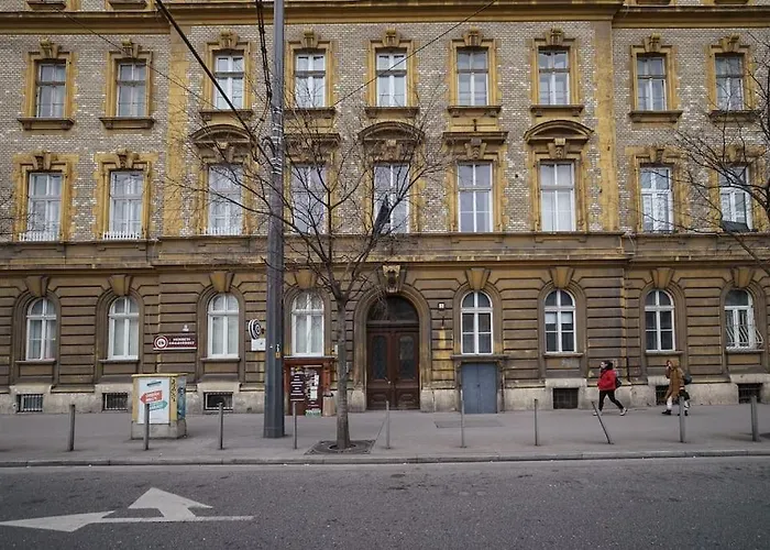 Cityscape Budget Kerepesi Budapest